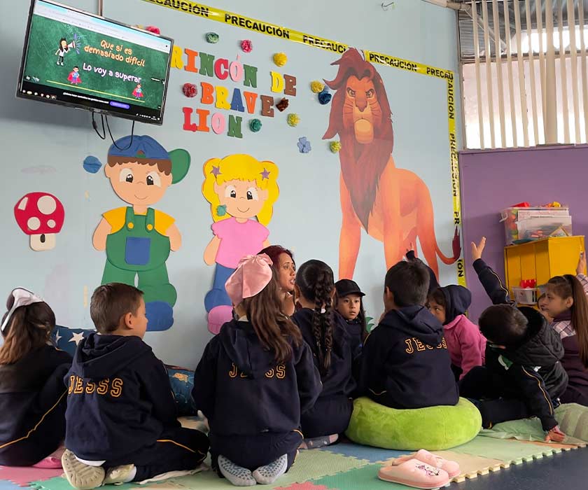 ninos-docente-rincon-brave-lion.jpg